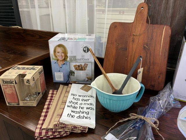 Haven Gammill & Rob Weir registry gift selection 4