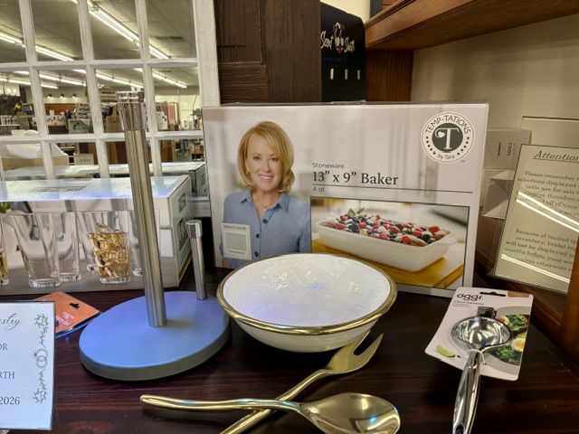 Kasey Taylor & Trace Lamberth registry gift selection 2