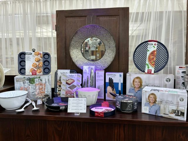 Addison Enfinger & Kennison Clark registry gift selection 1